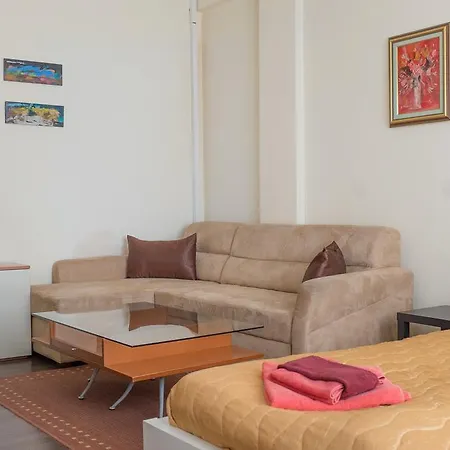 Sofia Inn Apartments Residence Aparthotel 3*