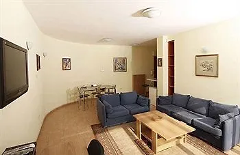 Sofia Inn Apartments Residence Aparthotel 3*