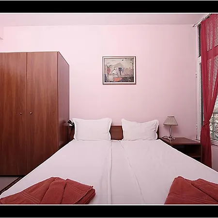 Sofia Inn Apartments Residence Aparthotel 3*