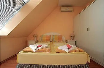 Sofia Inn Apartments Residence 3* Sofia
